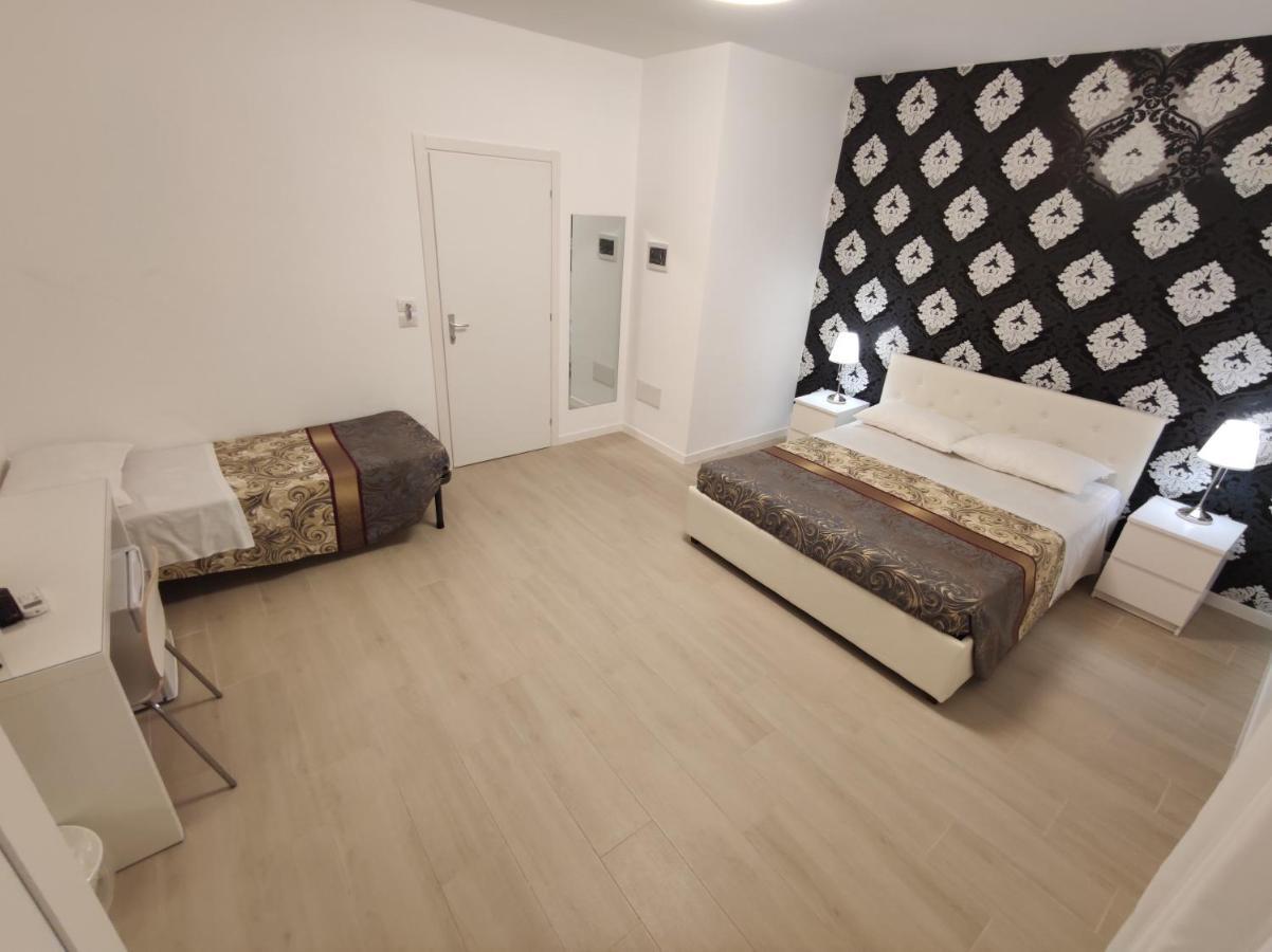 Sami Luxury Rooms 3 8 0 7 9 4 9 2 5 3 Syracuse Buitenkant foto