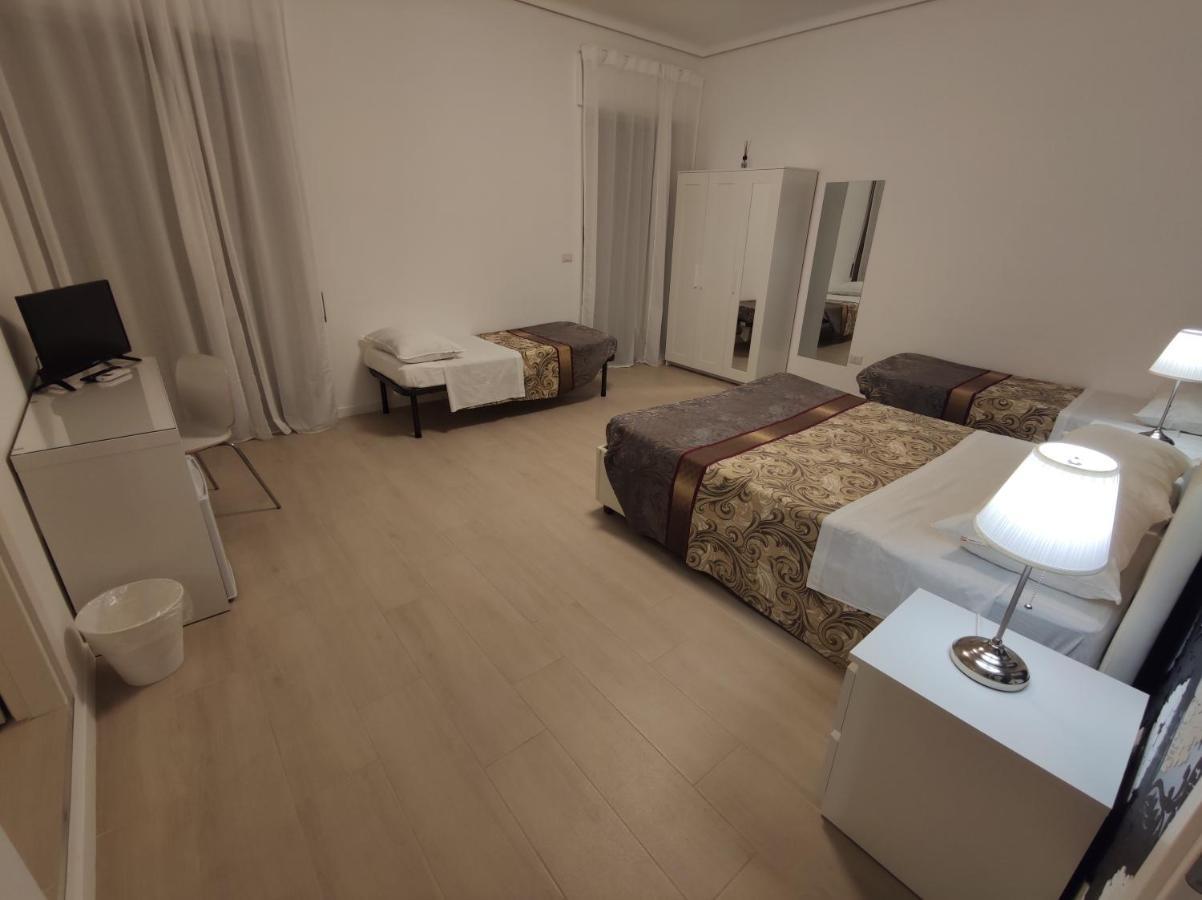 Sami Luxury Rooms 3 8 0 7 9 4 9 2 5 3 Syracuse Buitenkant foto
