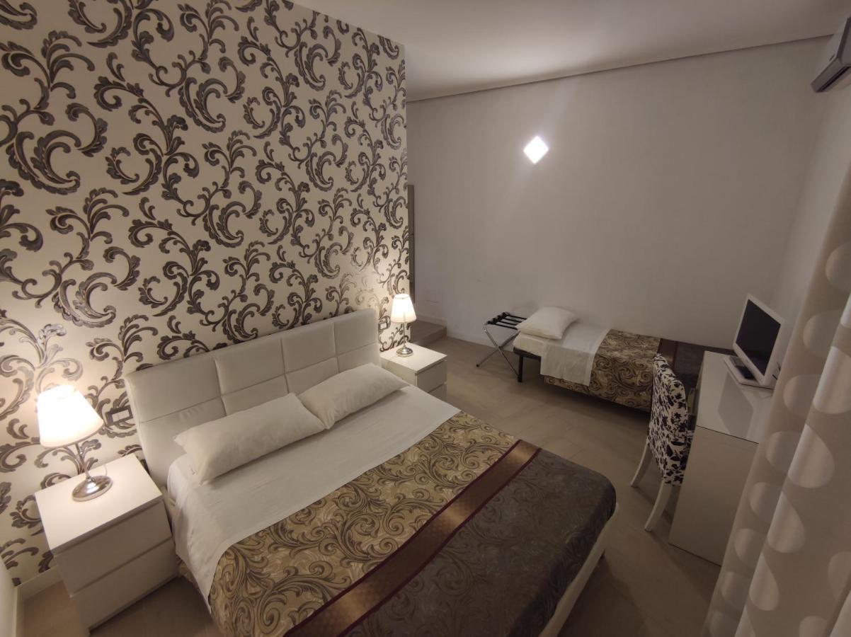 Sami Luxury Rooms 3 8 0 7 9 4 9 2 5 3 Syracuse Buitenkant foto