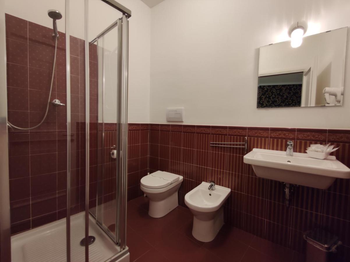 Sami Luxury Rooms 3 8 0 7 9 4 9 2 5 3 Syracuse Buitenkant foto