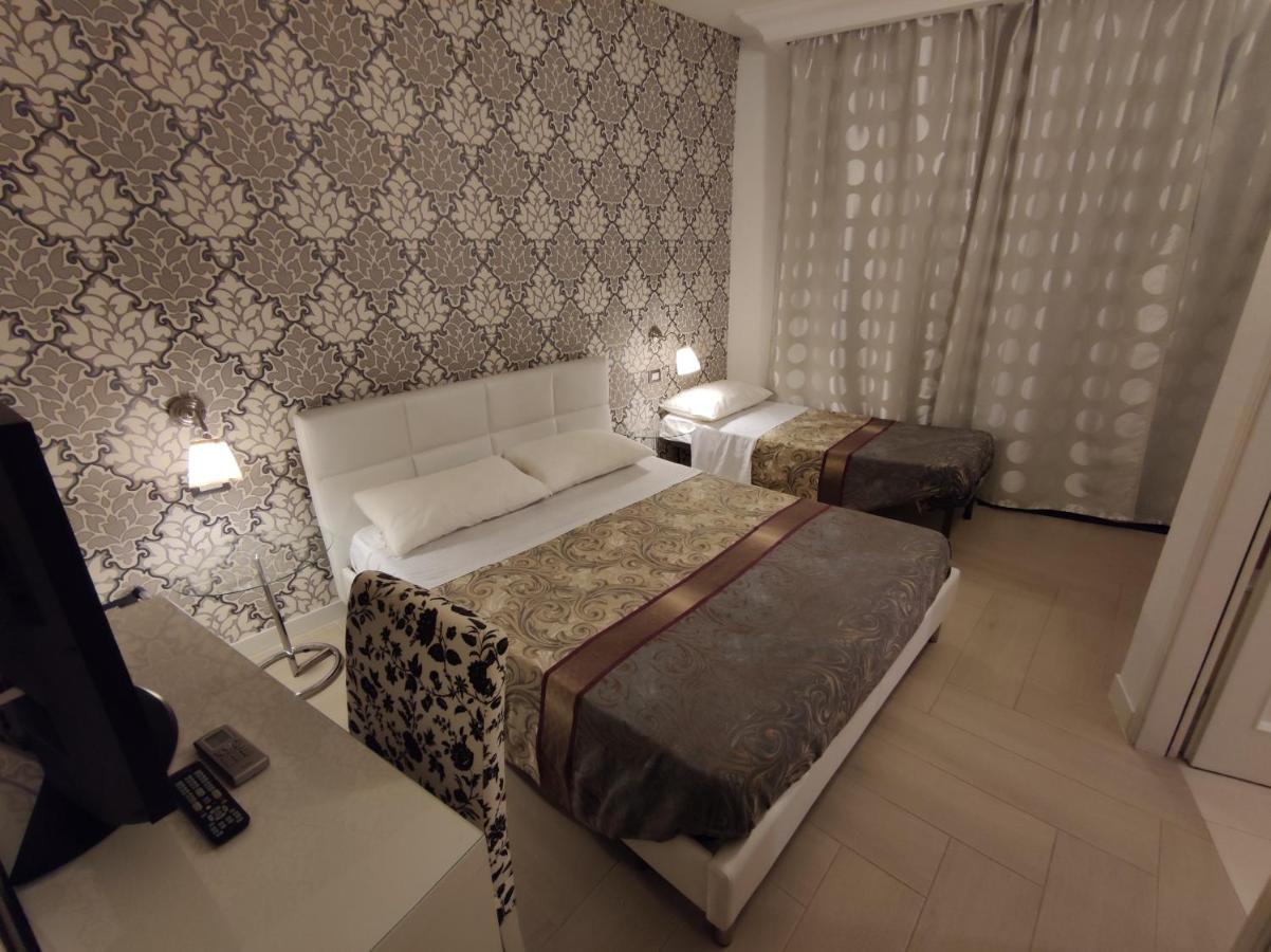 Sami Luxury Rooms 3 8 0 7 9 4 9 2 5 3 Syracuse Buitenkant foto