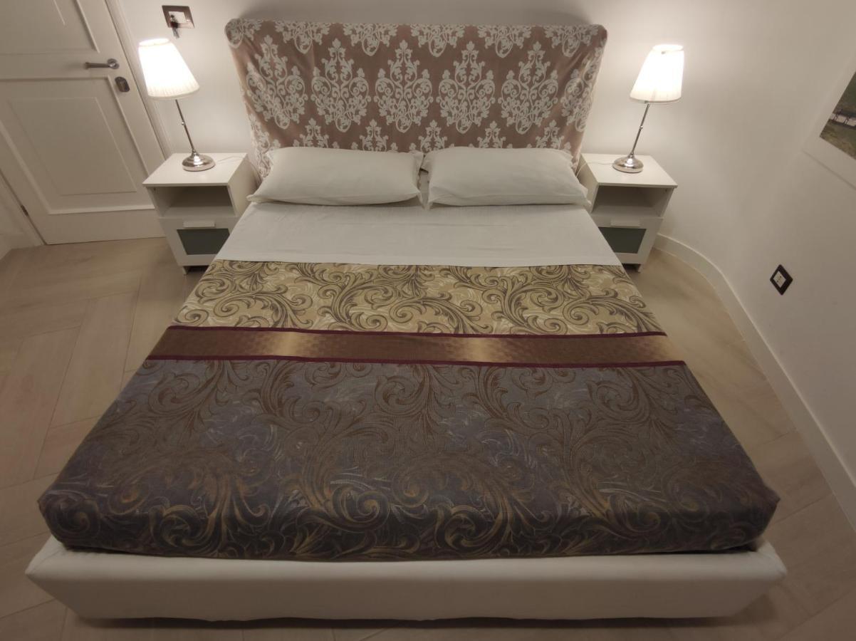 Sami Luxury Rooms 3 8 0 7 9 4 9 2 5 3 Syracuse Buitenkant foto